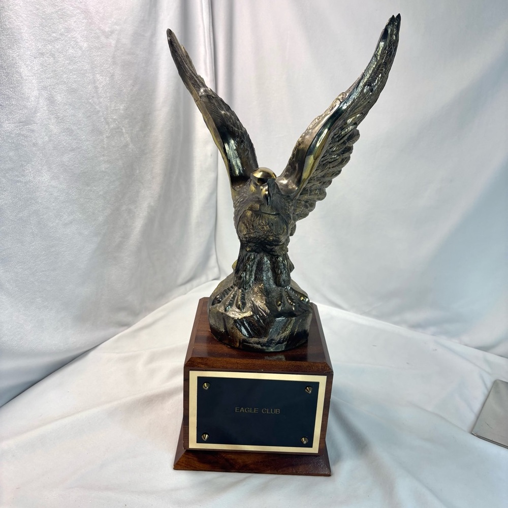 Vintage Eagle Club Trophy Antique Gold Eagle Statue Wood Base Americana Decor - Picture 2 of 10